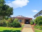 New 4 BR 8 Onslow Street, Golden Beach, QLD 4551