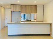 Unique 50502/21 Mollison st, West End Apartment for rent...
