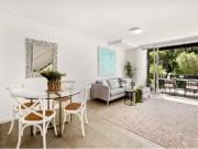Just in! 5/5 7 Careel Head Road, Avalon Beach Apartment...