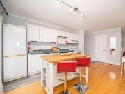 Cozy 57657532 181 Clare Street #3