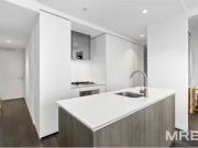 Cozy 5903/135 A'Beckett Street, MELBOURNE Apartment...
