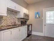 Just in! 59795156 505 Oxford St E