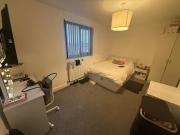 Cheap 5 bedroom house of multiple occupation for rent in...