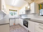 Rental! 5 bedroom semi detached house for rent in Flora...