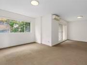 Cozy 6/41 43 Lachlan Street, Warwick Farm Apartment for...