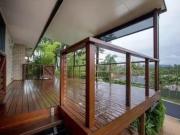 Cozy 6 Quartz Place, Carrara, QLD 4211