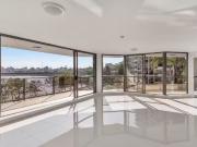 Unique 8/10 Lower River Terrace, SOUTH BRISBANE...