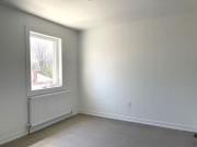 Charming 8 18 Cavell Avenue