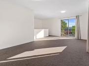 Just in! 98 Hyde Road, Yeronga, QLD 4104