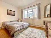 Rental! Flat to rent in Bevenden Street, London N1