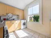 Cozy Flat to rent in Elms Road, Abbeville Village,...