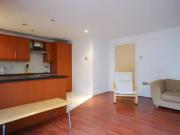 Cheap Flat to rent in Holland Gardens, Brentford TW8