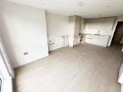 Unique Flat to rent in Ravenings Parade, Goodmayes Road,...