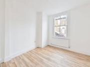 Unique Flat to rent in Stephendale Road, Sands End,...