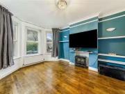 Cozy Flat to rent in Temple Road, London NW2
