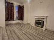 Just in! Flat to rent in The Drive, Ilford IG1