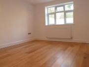 Cozy Flat to rent in Vivian Avenue, London NW4