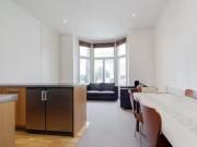 Unique Flat to rent in Warwick Gardens, London W14
