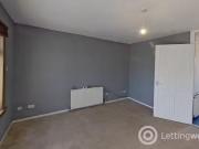 Cozy Property to rent in Seggarsdean Terrace,...