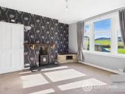 Deal! Property to rent in Tarth Crescent, Blyth Bridge, EH46