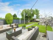 Cheap Semi detached bungalow to rent in Tentercroft...
