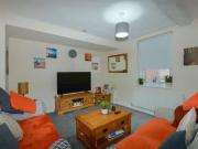 Unique Terraced house to rent in Silver Street,...