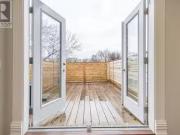 Cheap Upper 936 Dundas Street, Toronto, ON, M4M 1R3 house.