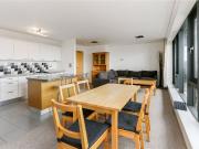 Deanery Road, Bristol BS1, 3 bed flat to rent, £2,100...