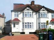 Deans Lane, Edgware HA8, 4 bed link detached house to...