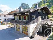 Découvrez cette sympathique maison de village, à...