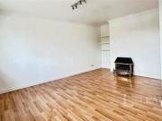 Deep Denes, Luton, 2 Bedroom Flat