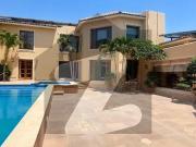 Defence 2000 Yards Beautiful Bungalow For Rent Like New...