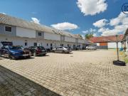 Optimal für drei bis vier Familien – mit weitläufigem...