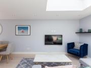 Delightful 2 bedroom apartment in Covent Garden Has an...