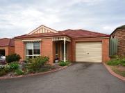 Delightful 2 Bedroom Unit