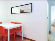 Delightful double bedroom near the Navas metro