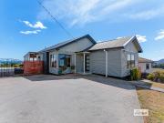 Delightful Home with Ocean Views
