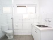 Delightful one bedroom corner Home