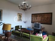 Delizioso appartamento appena fuori dal centro di...