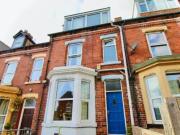 Delph Mount, Leeds, 5 Bedroom Terraced