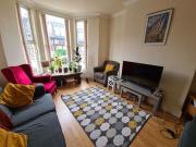 Delph Mount, Leeds LS6, 6 bed semi detached house to...