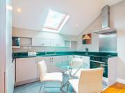 Deluxe 1 bedroom apartment near Sheffield Centre