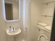 Premium Ensuite Mid