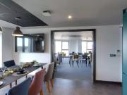 Deluxe Ensuite Mid G Has an Apartment