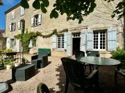 DEMEURE BOURGEOISE SUR 7040 M2