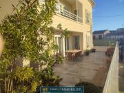 Maison Familiale de 265m2 avec 3 garages + terrasses et...