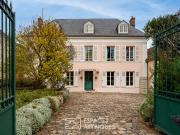 Demeure de caractère de 1740 coeur historique de Plaisir