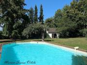 DEMEURE DE CARACTERE sur plus de 3 500 m² de terrain–...