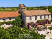 Demeure de maître et sa tour du XVIe siècle