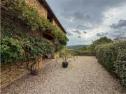 DEMEURE EN PIERRE AVEC VUE EXCEPTIONNELLE